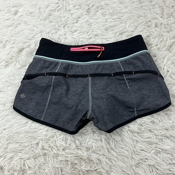 🔥$SALE$🔥 Lululemon Speed Short 2.5" Heathered Texture Printed Greyt Deep Coal - Picture 5 of 7